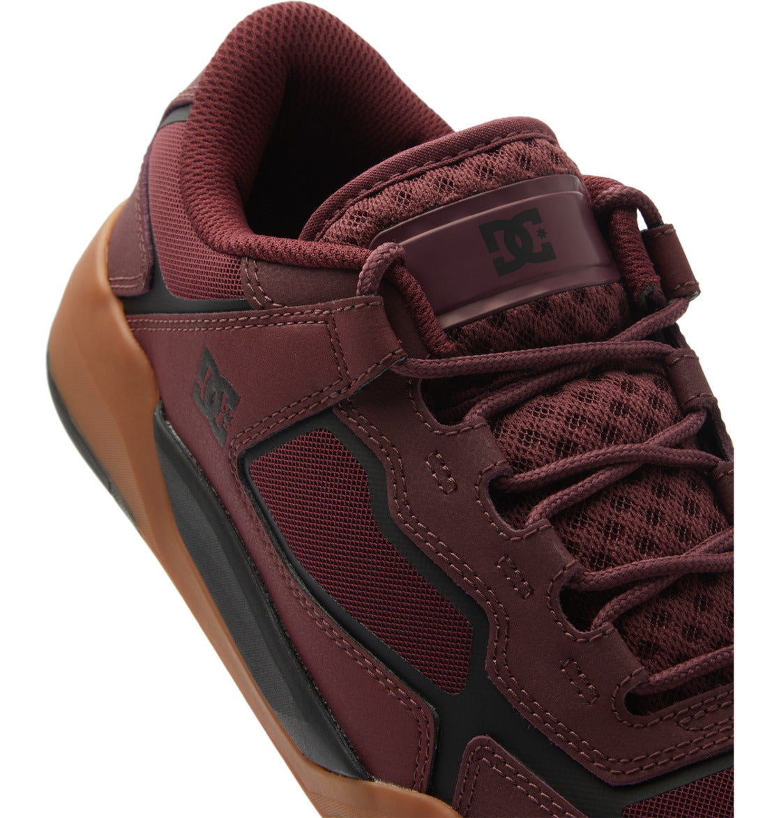 DC Metric Men Sneakers Burgundy | US-6291OUZ