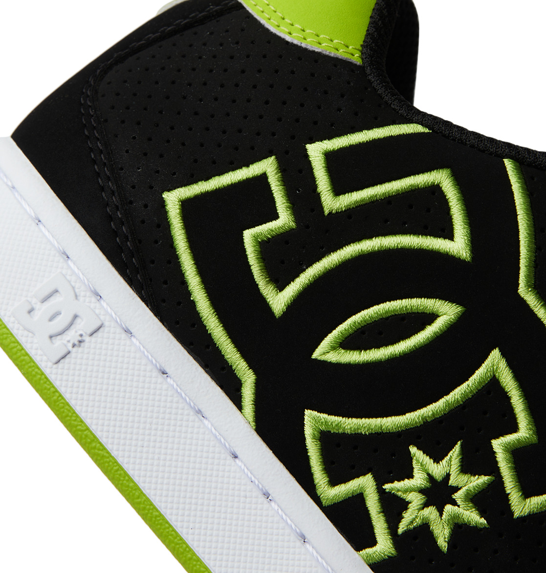 DC Net Men Sneakers Black / Light Green | US-4385BUE