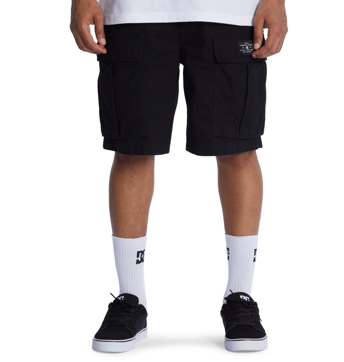 DC Tundra Cargo Men Shorts Black | US-2398AMB